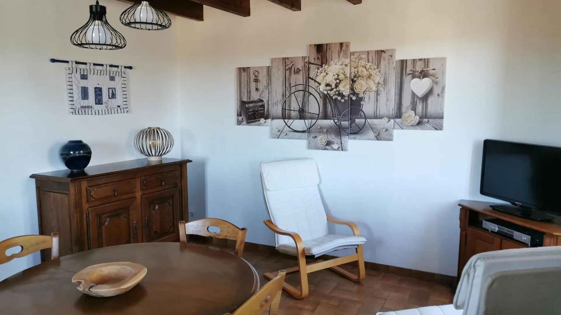 Holiday home Aux Gites De Josephine Blars